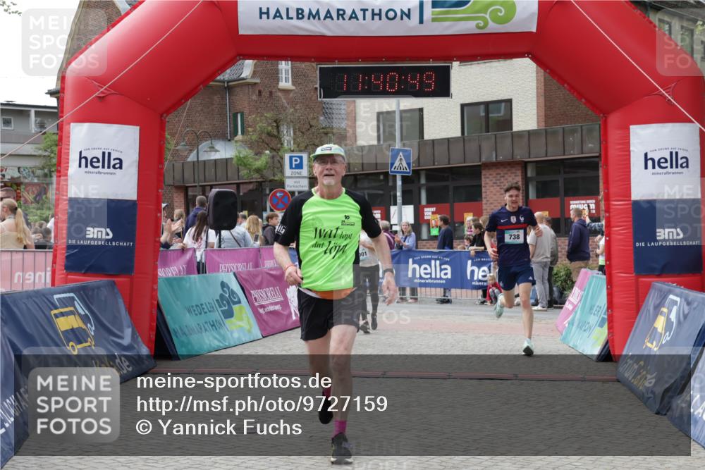 10.05.2026 - 8. Wedeler Halbmarathon Yannick Fuchs http://msf.ph/oto/9727159 10.05.2026 11:40:47 Ziel 340, 591, 639, 738, 1001 meine-sportfotos.de