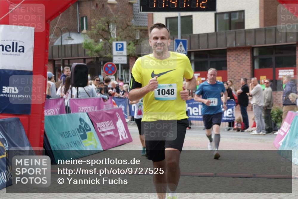 10.05.2026 - 8. Wedeler Halbmarathon Yannick Fuchs http://msf.ph/oto/9727525 10.05.2026 11:41:11 Ziel 310, 540, 543, 658, 770, 1048 meine-sportfotos.de