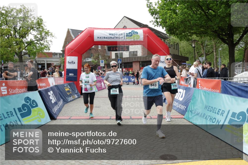 10.05.2026 - 8. Wedeler Halbmarathon Yannick Fuchs http://msf.ph/oto/9727600 10.05.2026 11:41:14 Ziel 153, 310, 543, 658, 770, 1048 meine-sportfotos.de