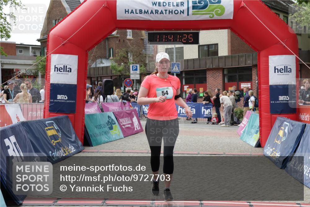 10.05.2026 - 8. Wedeler Halbmarathon Yannick Fuchs http://msf.ph/oto/9727703 10.05.2026 11:41:23 Ziel 54, 153, 868 meine-sportfotos.de