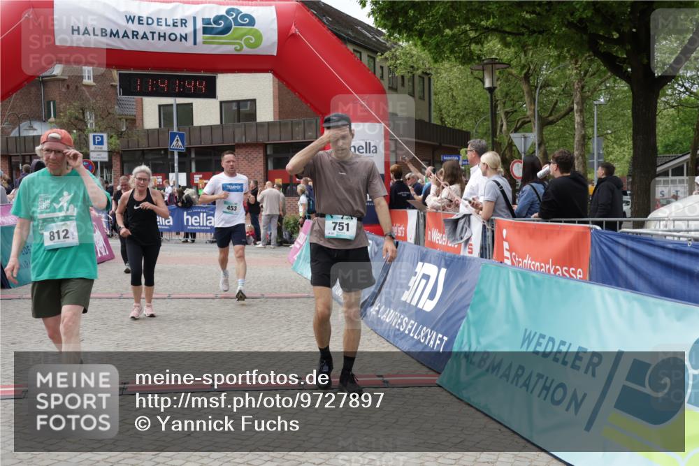 10.05.2026 - 8. Wedeler Halbmarathon Yannick Fuchs http://msf.ph/oto/9727897 10.05.2026 11:41:42 Ziel 248, 453, 751, 812, 2196, 2238 meine-sportfotos.de