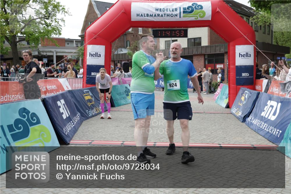 10.05.2026 - 8. Wedeler Halbmarathon Yannick Fuchs http://msf.ph/oto/9728034 10.05.2026 11:41:51 Ziel 108, 223, 923, 924 meine-sportfotos.de