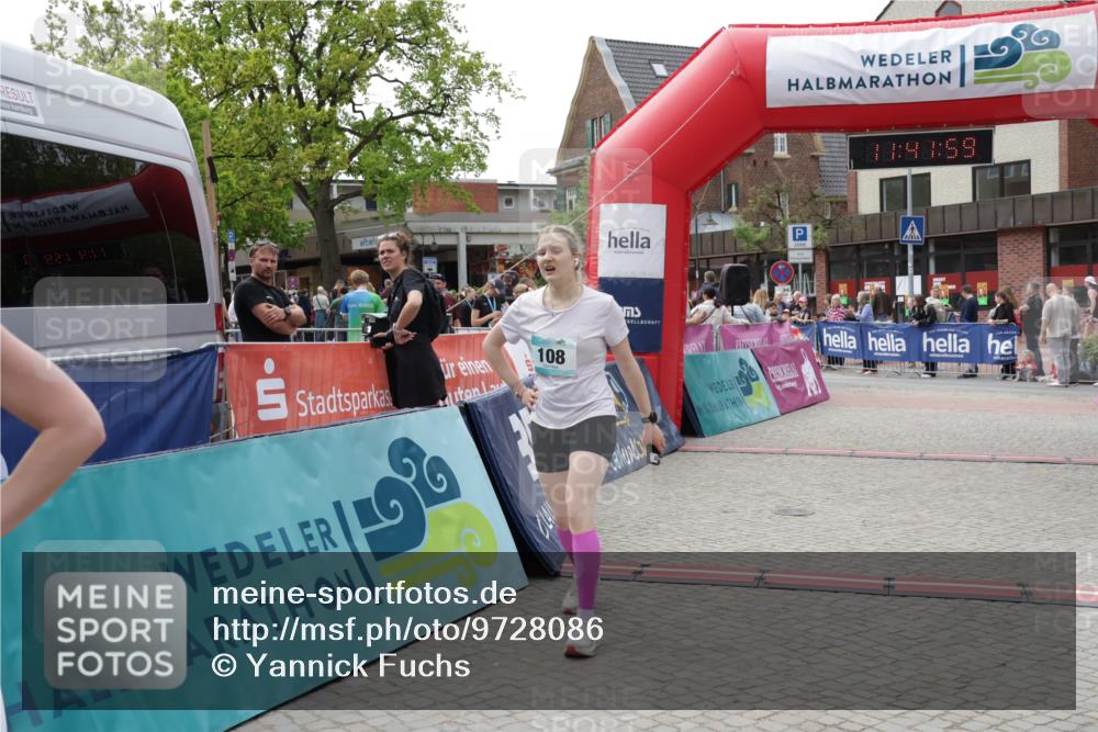 10.05.2026 - 8. Wedeler Halbmarathon Yannick Fuchs http://msf.ph/oto/9728086 10.05.2026 11:41:57 Ziel  meine-sportfotos.de