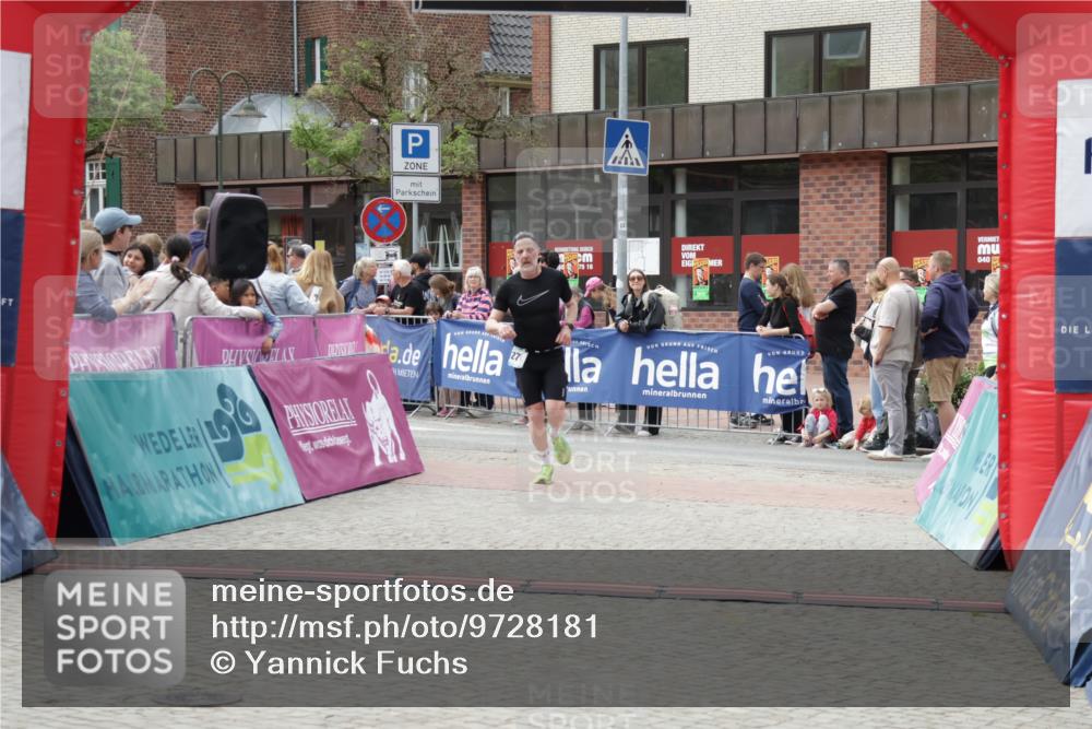 10.05.2026 - 8. Wedeler Halbmarathon Yannick Fuchs http://msf.ph/oto/9728181 10.05.2026 11:42:15 Ziel 127 meine-sportfotos.de