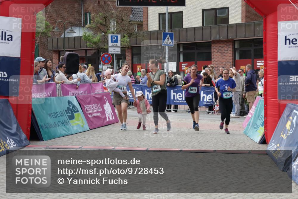 10.05.2026 - 8. Wedeler Halbmarathon Yannick Fuchs http://msf.ph/oto/9728453 10.05.2026 11:42:38 Ziel 458, 581, 589, 2035 meine-sportfotos.de