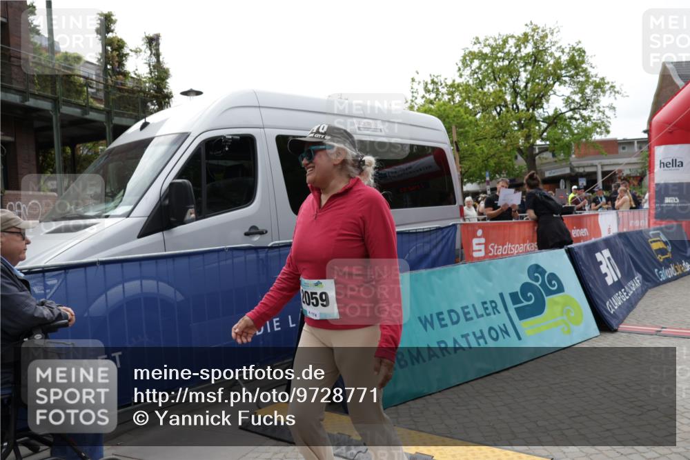 10.05.2026 - 8. Wedeler Halbmarathon Yannick Fuchs http://msf.ph/oto/9728771 10.05.2026 11:42:54 Ziel 906, 2059 meine-sportfotos.de