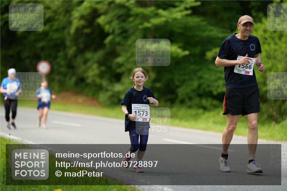 09.05.2026 - Störlauf LAZAROV Photography http://msf.ph/oto/9728897 09.05.2026 14:21:48 Laufen 1573, 1566 meine-sportfotos.de