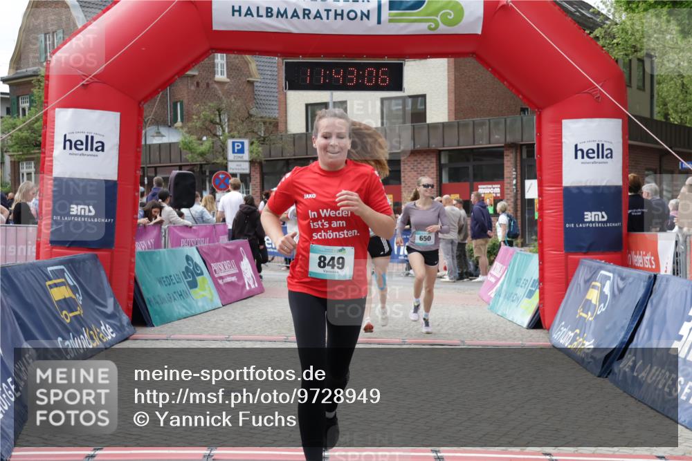 10.05.2026 - 8. Wedeler Halbmarathon Yannick Fuchs http://msf.ph/oto/9728949 10.05.2026 11:43:04 Ziel 109, 128, 649, 650, 849, 973, 2073, 2158 meine-sportfotos.de