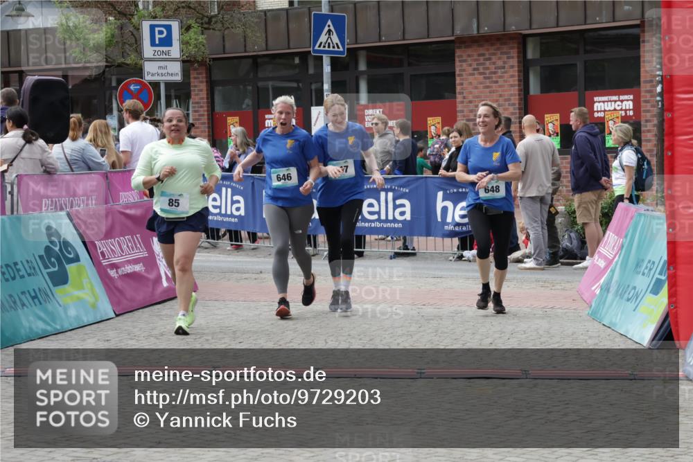 10.05.2026 - 8. Wedeler Halbmarathon Yannick Fuchs http://msf.ph/oto/9729203 10.05.2026 11:43:21 Ziel 85, 646, 647, 648 meine-sportfotos.de