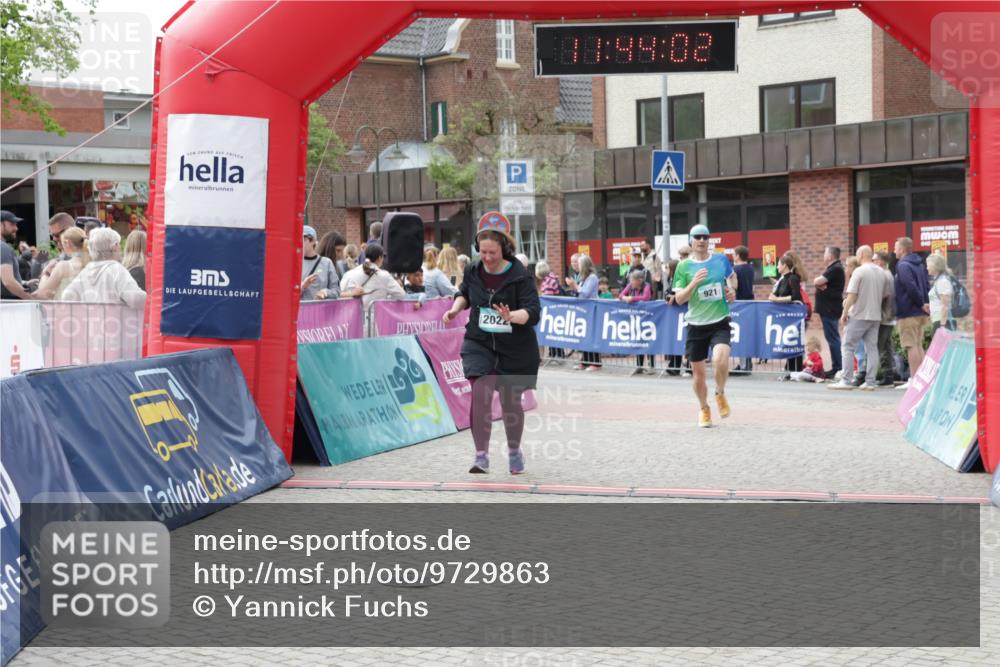 10.05.2026 - 8. Wedeler Halbmarathon Yannick Fuchs http://msf.ph/oto/9729863 10.05.2026 11:44:00 Ziel 921, 1007, 2022 meine-sportfotos.de