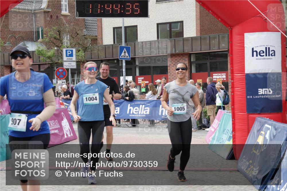 10.05.2026 - 8. Wedeler Halbmarathon Yannick Fuchs http://msf.ph/oto/9730359 10.05.2026 11:44:33 Ziel 221, 907 meine-sportfotos.de