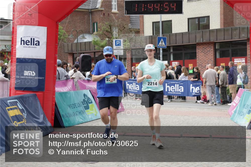 10.05.2026 - 8. Wedeler Halbmarathon Yannick Fuchs http://msf.ph/oto/9730625 10.05.2026 11:44:52 Ziel 189, 2213, 2214 meine-sportfotos.de