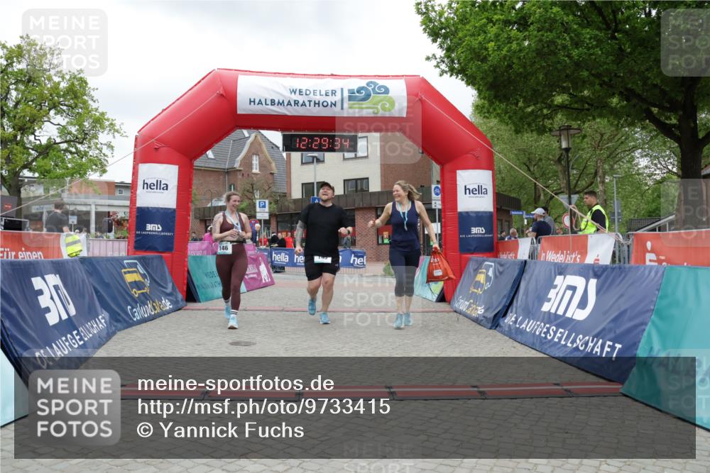 10.05.2026 - 8. Wedeler Halbmarathon Yannick Fuchs http://msf.ph/oto/9733415 10.05.2026 12:29:32 Ziel 145 meine-sportfotos.de