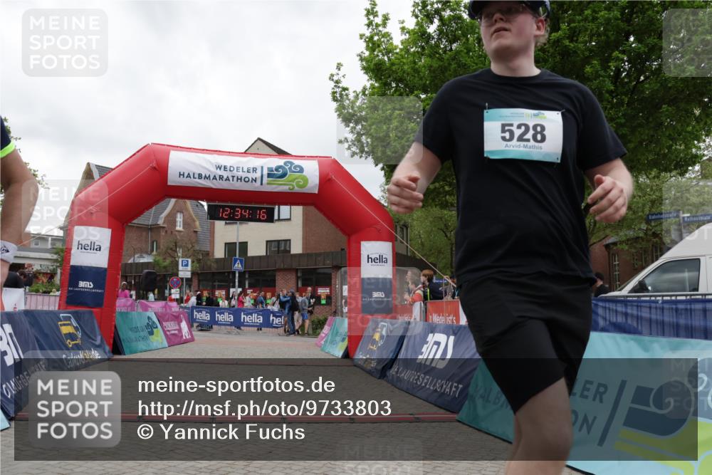 10.05.2026 - 8. Wedeler Halbmarathon Yannick Fuchs http://msf.ph/oto/9733803 10.05.2026 12:34:14 Ziel 528, 2177 meine-sportfotos.de