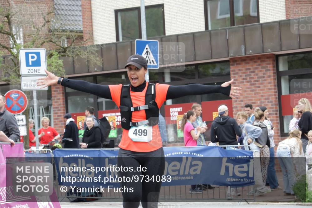 10.05.2026 - 8. Wedeler Halbmarathon Yannick Fuchs http://msf.ph/oto/9734083 10.05.2026 12:37:15 Ziel 499 meine-sportfotos.de