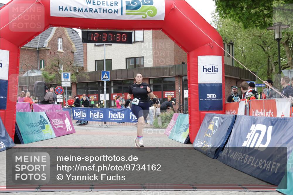 10.05.2026 - 8. Wedeler Halbmarathon Yannick Fuchs http://msf.ph/oto/9734162 10.05.2026 12:37:28 Ziel 104 meine-sportfotos.de