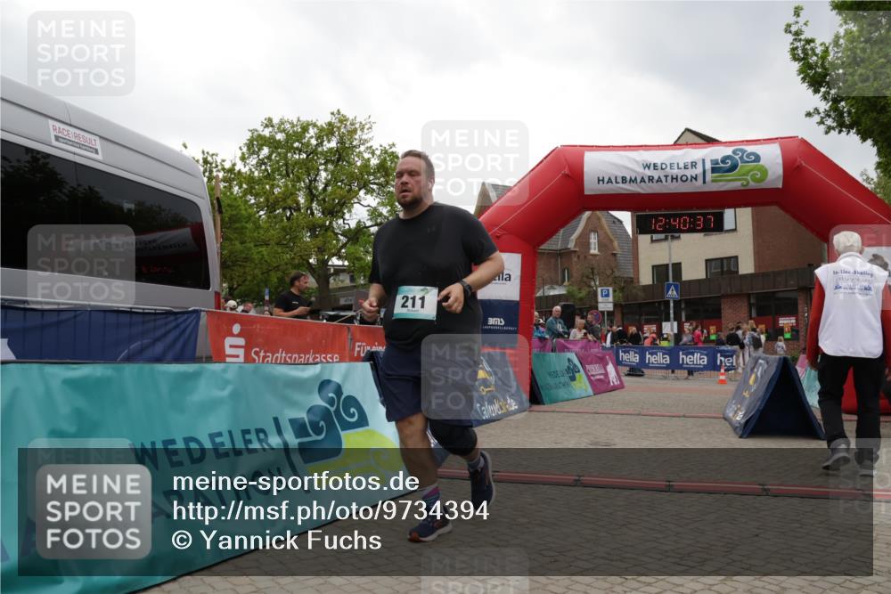 10.05.2026 - 8. Wedeler Halbmarathon Yannick Fuchs http://msf.ph/oto/9734394 10.05.2026 12:40:35 Ziel 211 meine-sportfotos.de
