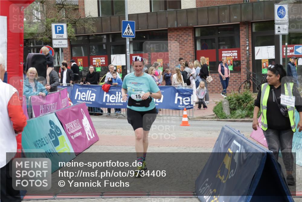 10.05.2026 - 8. Wedeler Halbmarathon Yannick Fuchs http://msf.ph/oto/9734406 10.05.2026 12:41:12 Ziel 15 meine-sportfotos.de