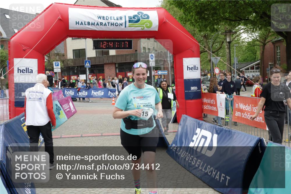 10.05.2026 - 8. Wedeler Halbmarathon Yannick Fuchs http://msf.ph/oto/9734412 10.05.2026 12:41:15 Ziel 15 meine-sportfotos.de