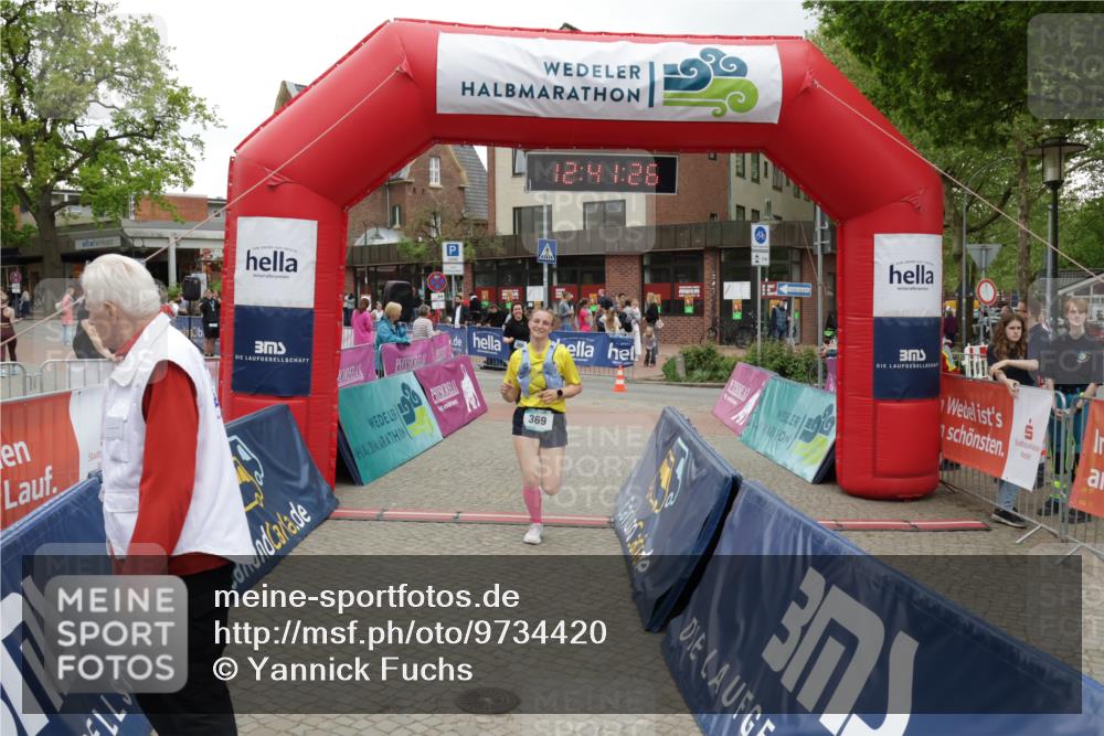 10.05.2026 - 8. Wedeler Halbmarathon Yannick Fuchs http://msf.ph/oto/9734420 10.05.2026 12:41:24 Ziel 205, 369 meine-sportfotos.de