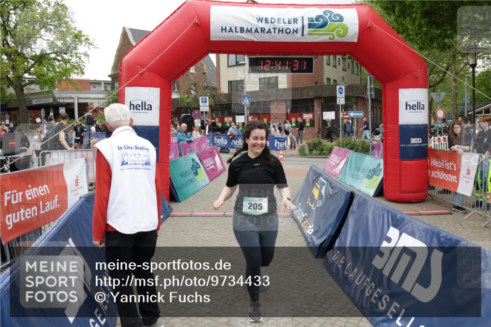 10.05.2026 - 8. Wedeler Halbmarathon Yannick Fuchs http://msf.ph/oto/9734433 10.05.2026 12:41:29 Ziel 205, 369 meine-sportfotos.de