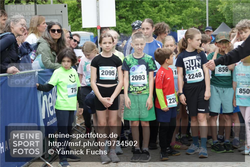 10.05.2026 - 8. Wedeler Halbmarathon Yannick Fuchs http://msf.ph/oto/9734502 10.05.2026 12:42:58 Ziel  meine-sportfotos.de