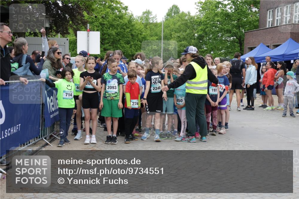 10.05.2026 - 8. Wedeler Halbmarathon Yannick Fuchs http://msf.ph/oto/9734551 10.05.2026 12:43:30 Ziel  meine-sportfotos.de