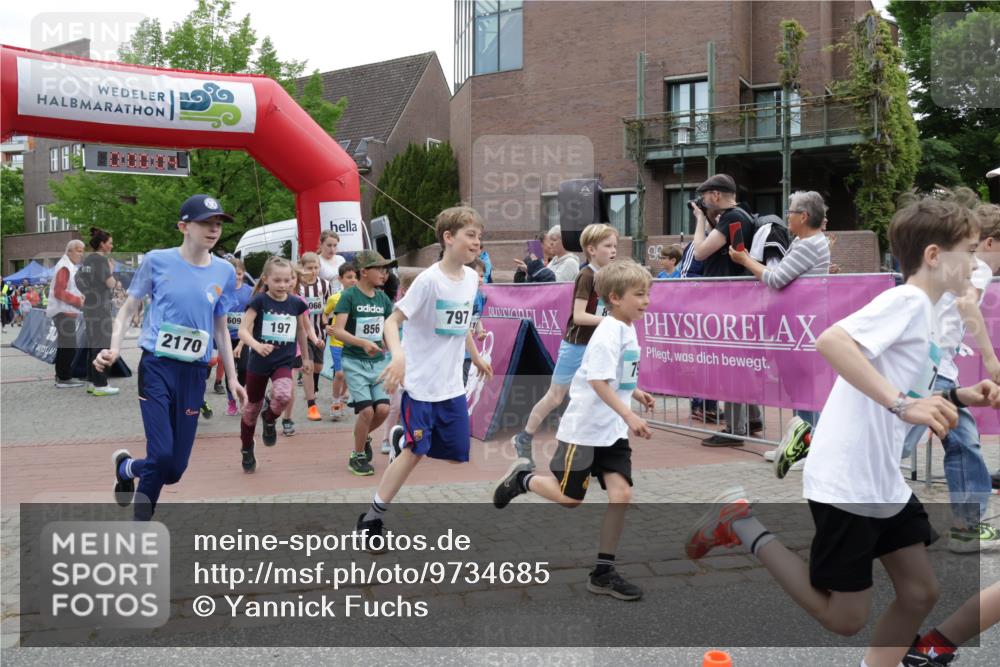 10.05.2026 - 8. Wedeler Halbmarathon Yannick Fuchs http://msf.ph/oto/9734685 10.05.2026 12:45:01 Ziel  meine-sportfotos.de
