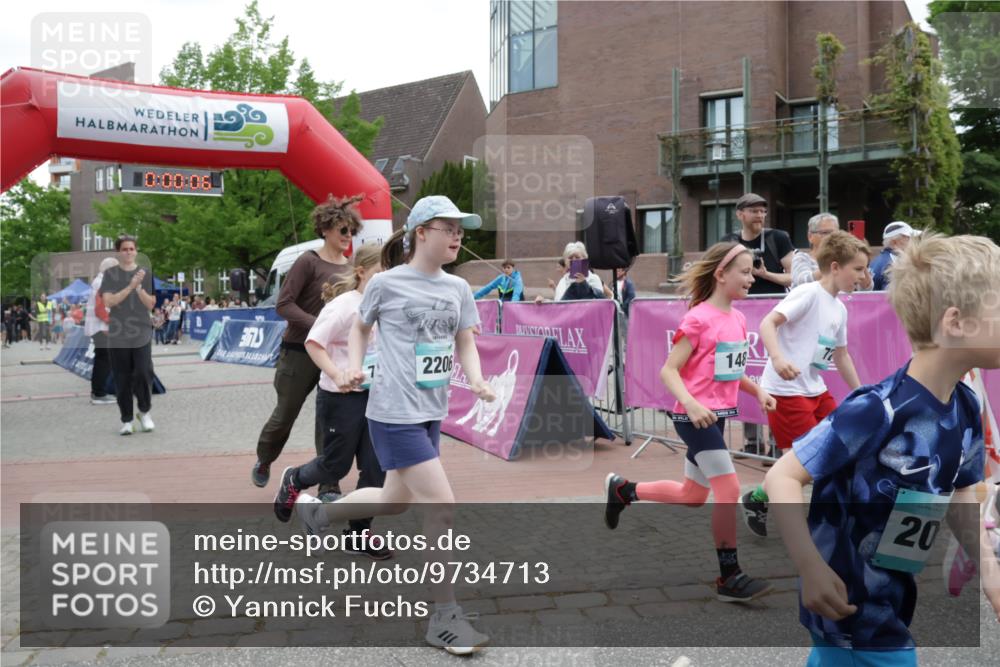 10.05.2026 - 8. Wedeler Halbmarathon Yannick Fuchs http://msf.ph/oto/9734713 10.05.2026 12:45:03 Ziel  meine-sportfotos.de