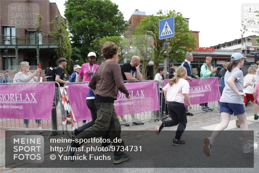 10.05.2026 - 8. Wedeler Halbmarathon Yannick Fuchs http://msf.ph/oto/9734731 10.05.2026 12:45:05 Ziel  meine-sportfotos.de