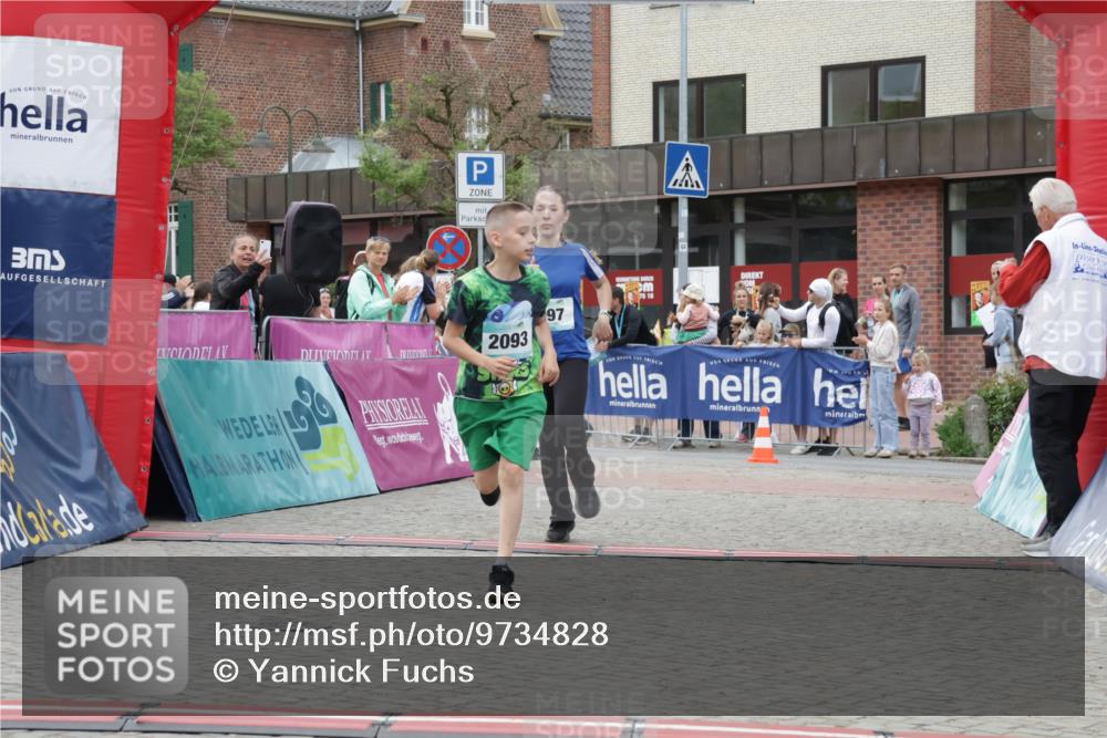 10.05.2026 - 8. Wedeler Halbmarathon Yannick Fuchs http://msf.ph/oto/9734828 10.05.2026 12:47:43 Ziel 623, 624, 997, 2093, 2152, 2249 meine-sportfotos.de