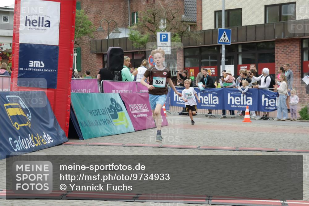 10.05.2026 - 8. Wedeler Halbmarathon Yannick Fuchs http://msf.ph/oto/9734933 10.05.2026 12:48:03 Ziel 795, 797, 824, 2116 meine-sportfotos.de