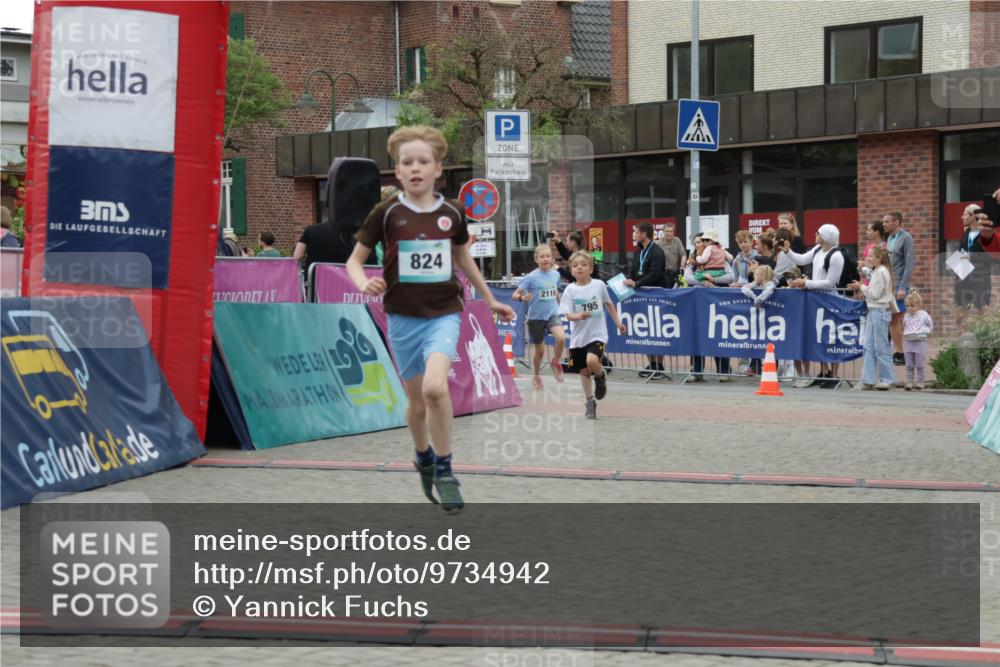 10.05.2026 - 8. Wedeler Halbmarathon Yannick Fuchs http://msf.ph/oto/9734942 10.05.2026 12:48:04 Ziel 795, 824, 2116 meine-sportfotos.de