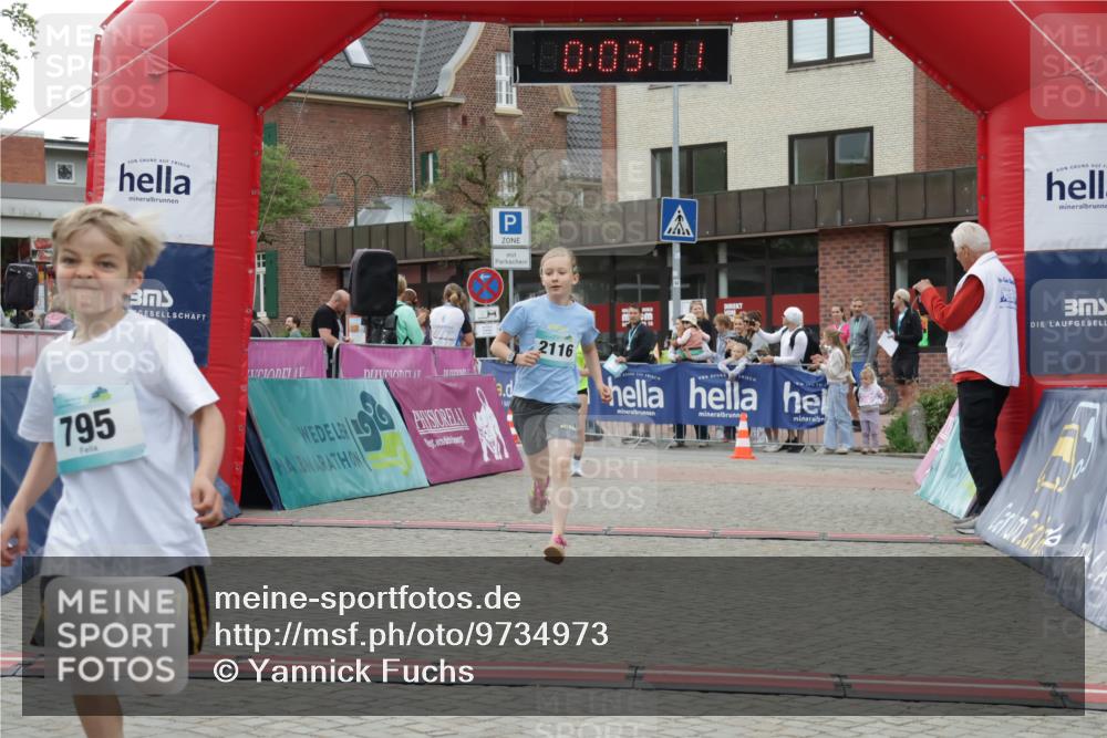 10.05.2026 - 8. Wedeler Halbmarathon Yannick Fuchs http://msf.ph/oto/9734973 10.05.2026 12:48:07 Ziel 408, 795, 824, 2116 meine-sportfotos.de