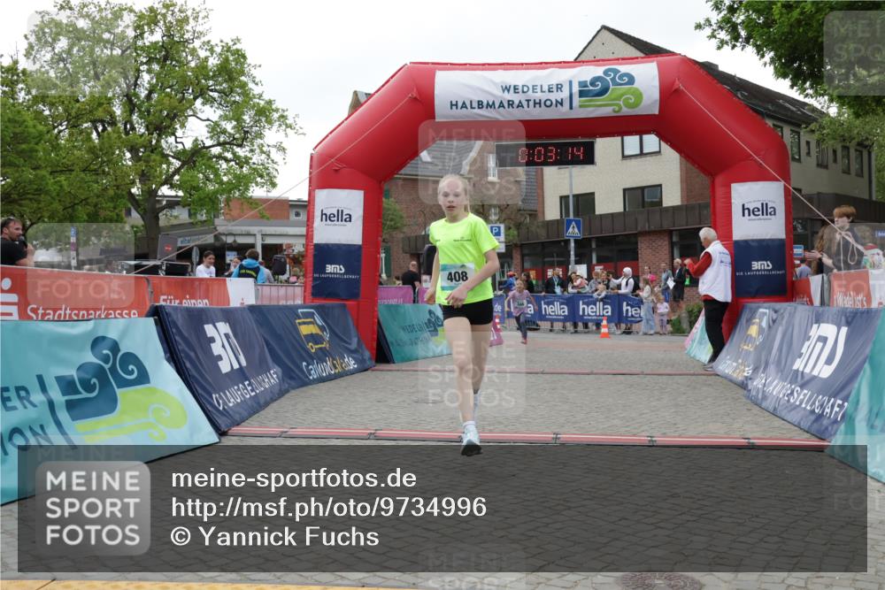 10.05.2026 - 8. Wedeler Halbmarathon Yannick Fuchs http://msf.ph/oto/9734996 10.05.2026 12:48:11 Ziel 346, 408, 795, 2116 meine-sportfotos.de