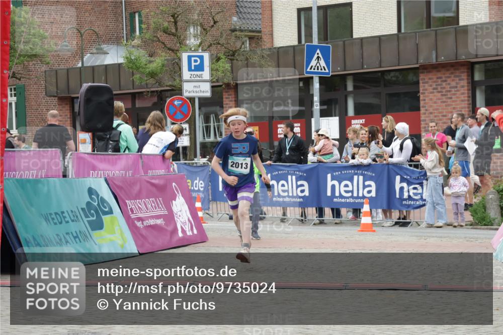 10.05.2026 - 8. Wedeler Halbmarathon Yannick Fuchs http://msf.ph/oto/9735024 10.05.2026 12:48:15 Ziel 346, 408, 714, 2013 meine-sportfotos.de