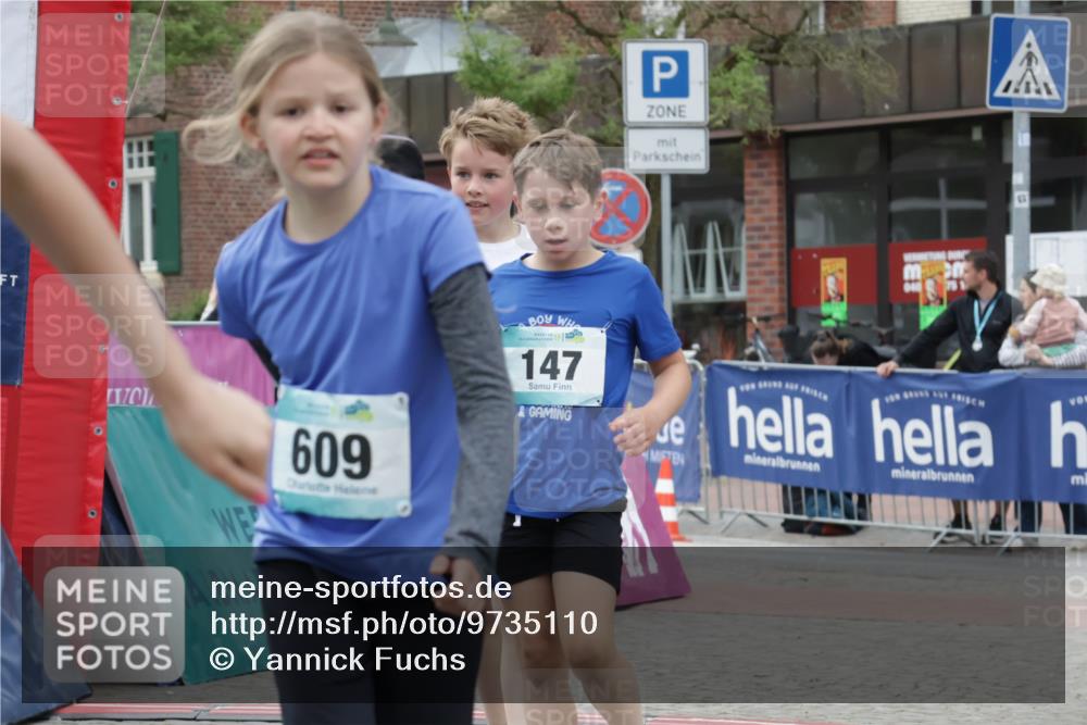 10.05.2026 - 8. Wedeler Halbmarathon Yannick Fuchs http://msf.ph/oto/9735110 10.05.2026 12:48:27 Ziel 147, 607, 609, 728, 2095 meine-sportfotos.de
