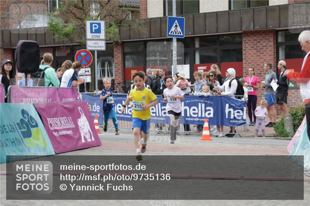 10.05.2026 - 8. Wedeler Halbmarathon Yannick Fuchs http://msf.ph/oto/9735136 10.05.2026 12:48:31 Ziel 147, 519, 609, 728, 2054, 2063, 2066, 2095, 2150 meine-sportfotos.de