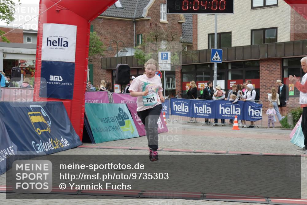 10.05.2026 - 8. Wedeler Halbmarathon Yannick Fuchs http://msf.ph/oto/9735303 10.05.2026 12:48:56 Ziel 724 meine-sportfotos.de