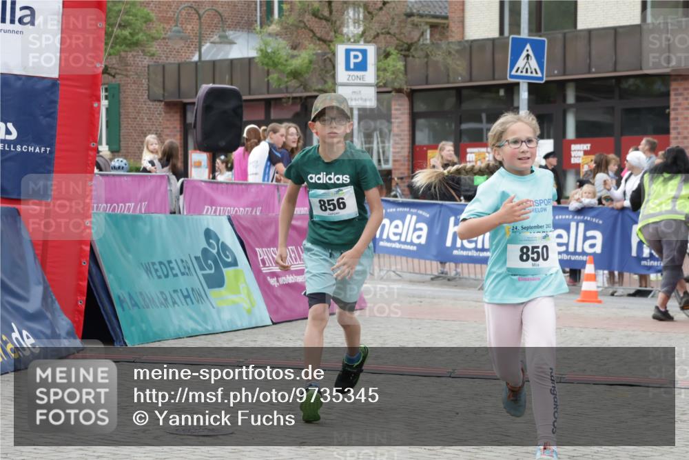 10.05.2026 - 8. Wedeler Halbmarathon Yannick Fuchs http://msf.ph/oto/9735345 10.05.2026 12:49:10 Ziel 850, 856 meine-sportfotos.de