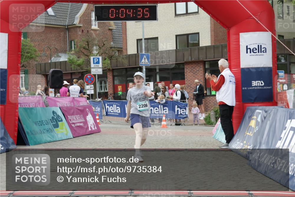 10.05.2026 - 8. Wedeler Halbmarathon Yannick Fuchs http://msf.ph/oto/9735384 10.05.2026 12:49:31 Ziel 2206 meine-sportfotos.de
