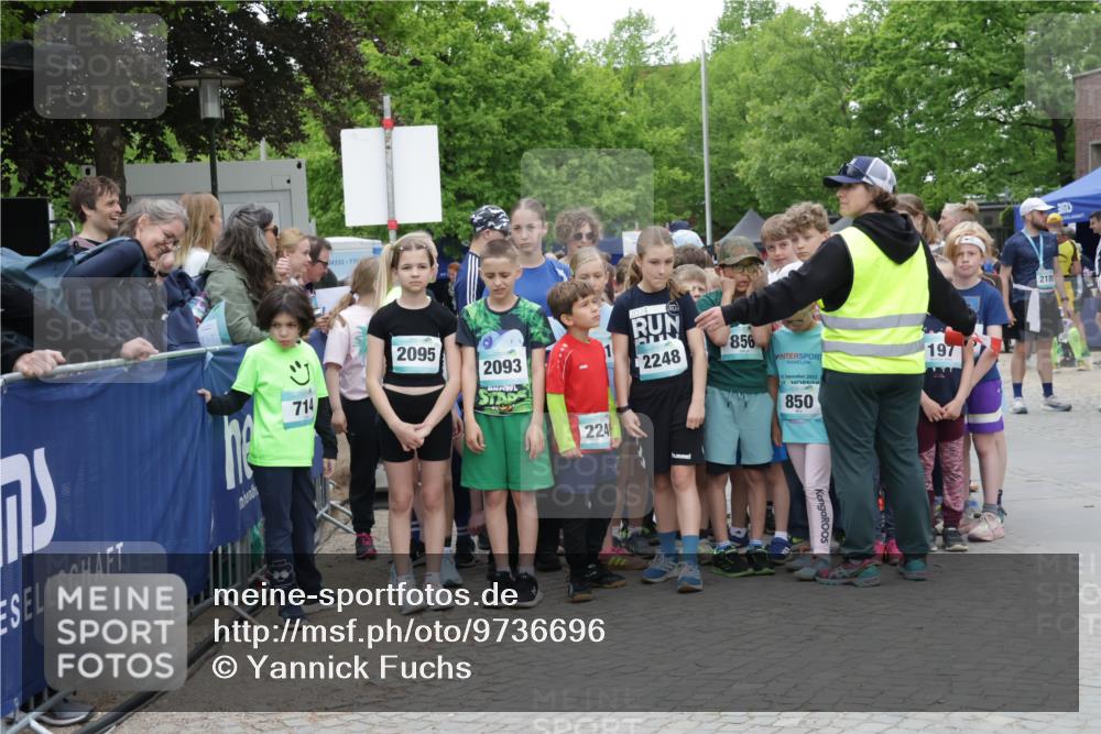 10.05.2026 - 8. Wedeler Halbmarathon Yannick Fuchs http://msf.ph/oto/9736696 10.05.2026 12:43:00 Ziel 7, 714, 04331, 770, 2095, 2093, 224, 2024, 2248, 856, 21, 2023, 850, 197, 2186 meine-sportfotos.de