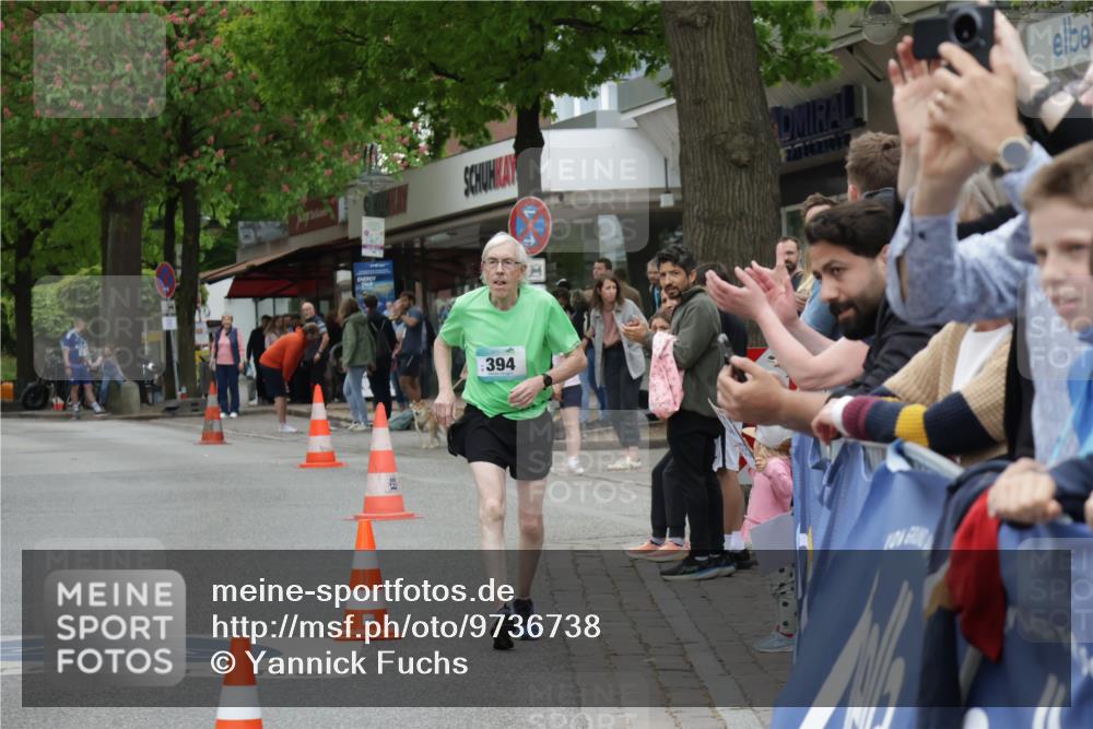 10.05.2026 - 8. Wedeler Halbmarathon Yannick Fuchs http://msf.ph/oto/9736738 10.05.2026 12:44:23 Ziel 394 meine-sportfotos.de