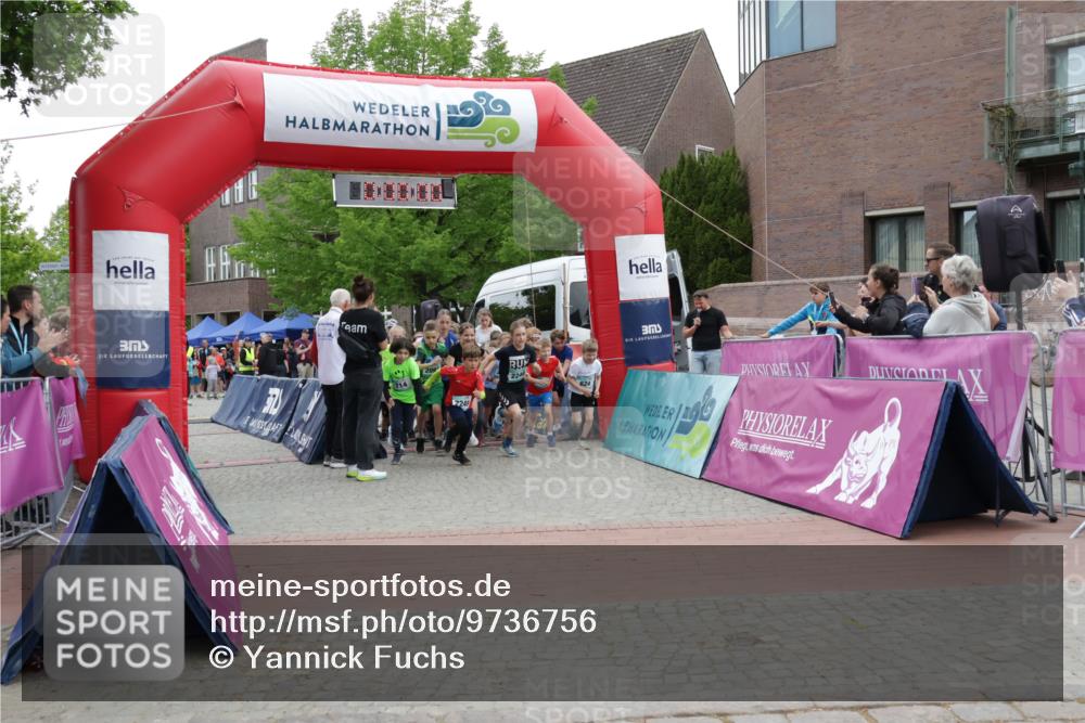 10.05.2026 - 8. Wedeler Halbmarathon Yannick Fuchs http://msf.ph/oto/9736756 10.05.2026 12:44:57 Ziel 714, 2249 meine-sportfotos.de
