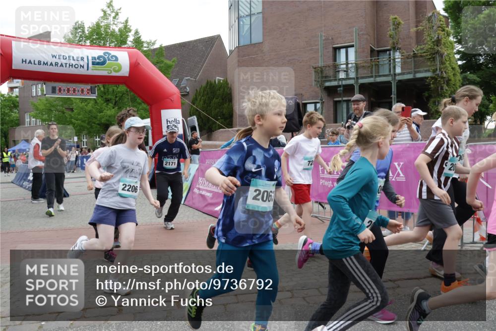 10.05.2026 - 8. Wedeler Halbmarathon Yannick Fuchs http://msf.ph/oto/9736792 10.05.2026 12:45:03 Ziel 2206, 2171, 206, 72, 0, 20 meine-sportfotos.de