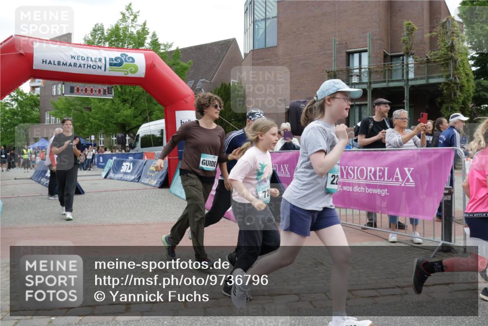 10.05.2026 - 8. Wedeler Halbmarathon Yannick Fuchs http://msf.ph/oto/9736796 10.05.2026 12:45:03 Ziel 3175, 72, 2 meine-sportfotos.de