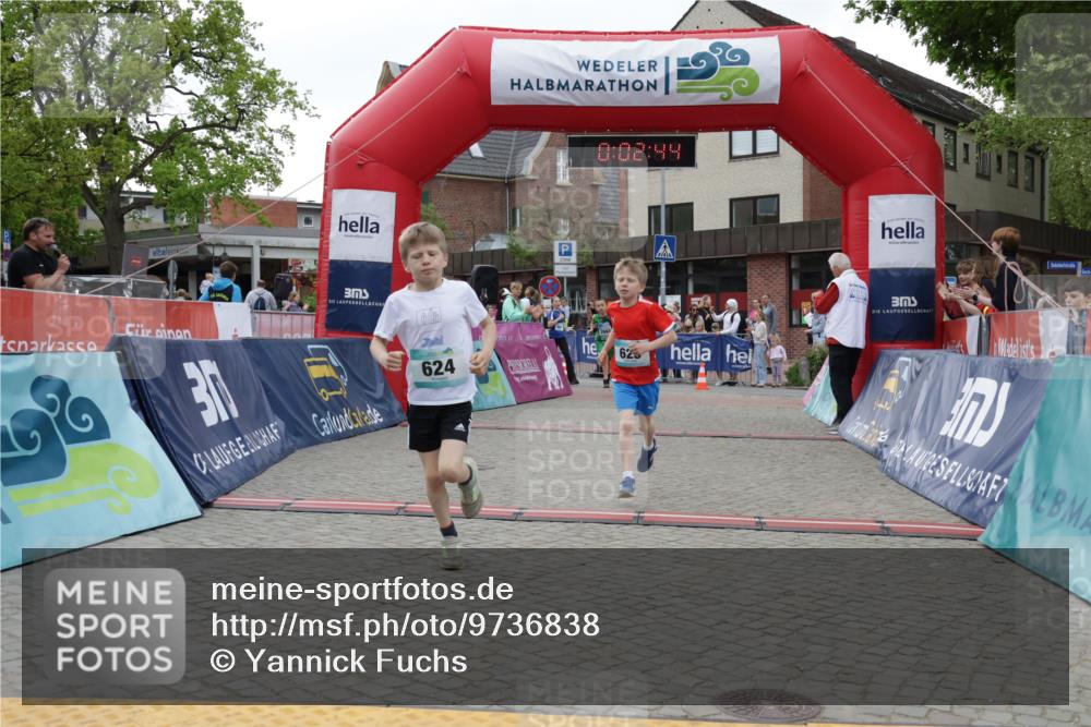 10.05.2026 - 8. Wedeler Halbmarathon Yannick Fuchs http://msf.ph/oto/9736838 10.05.2026 12:47:40 Ziel 30, 0, 02, 49, 624, 625, 623, 624, 997, 2093, 2249 meine-sportfotos.de