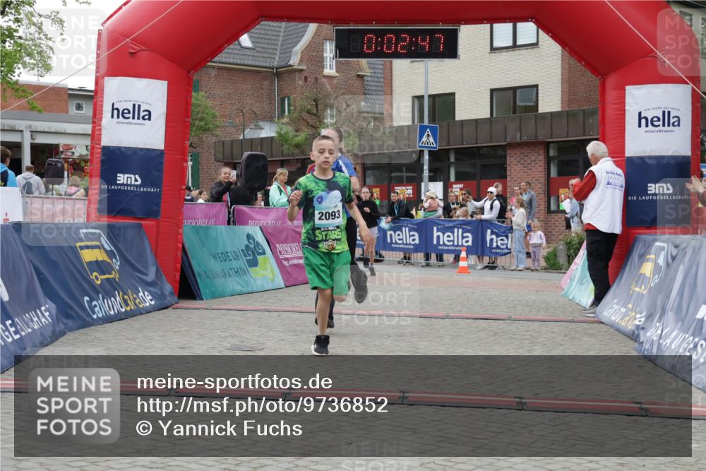 10.05.2026 - 8. Wedeler Halbmarathon Yannick Fuchs http://msf.ph/oto/9736852 10.05.2026 12:47:43 Ziel 10, 02, 90, 2093, 623, 624, 997, 2093, 2152, 2249 meine-sportfotos.de
