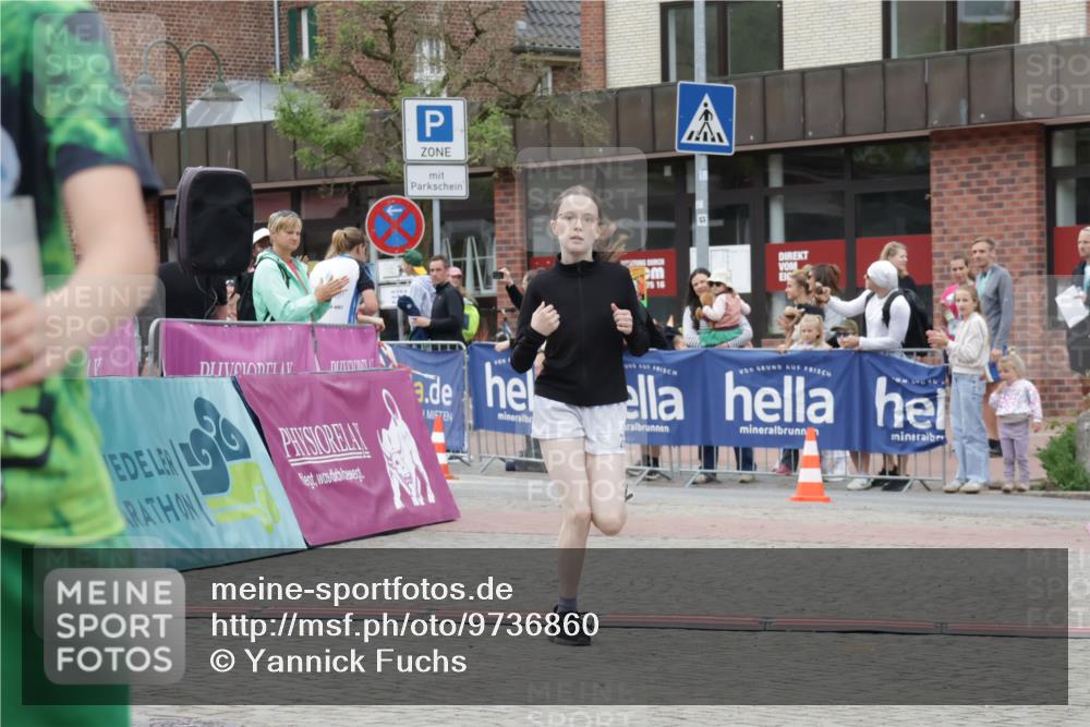 10.05.2026 - 8. Wedeler Halbmarathon Yannick Fuchs http://msf.ph/oto/9736860 10.05.2026 12:47:45 Ziel 75, 16, 623, 997, 2093, 2152, 2248 meine-sportfotos.de