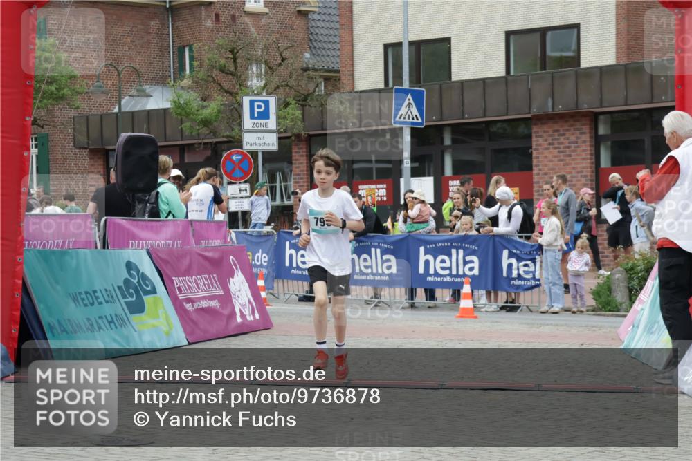 10.05.2026 - 8. Wedeler Halbmarathon Yannick Fuchs http://msf.ph/oto/9736878 10.05.2026 12:47:53 Ziel 75, 16, 795, 796, 797, 2248 meine-sportfotos.de